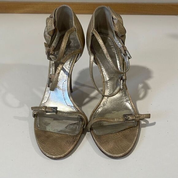 Givenchy Golden/Nude Sandal ￼Size 38 - Picture 3 of 12